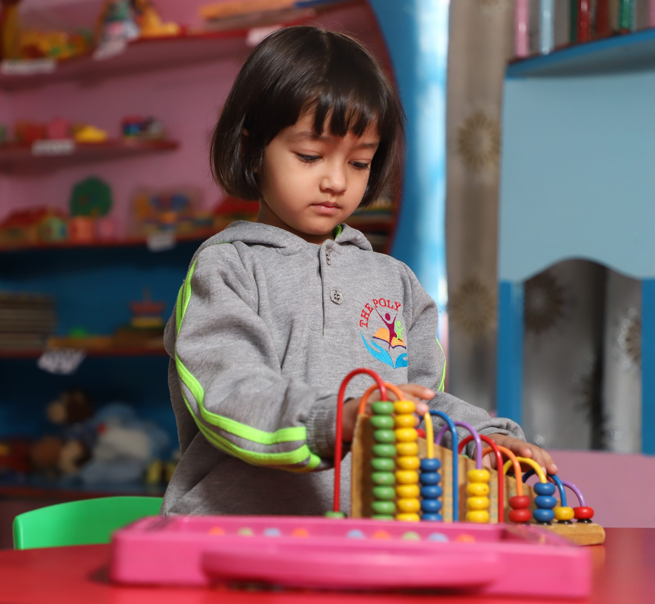 Best Top kindergarten primary daycare centre play pre primary school in dehradun the poly kids