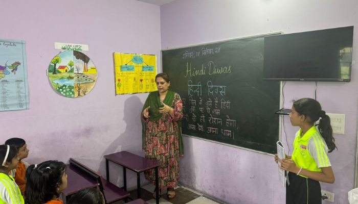 The Role of Teachers in Promoting Hindi