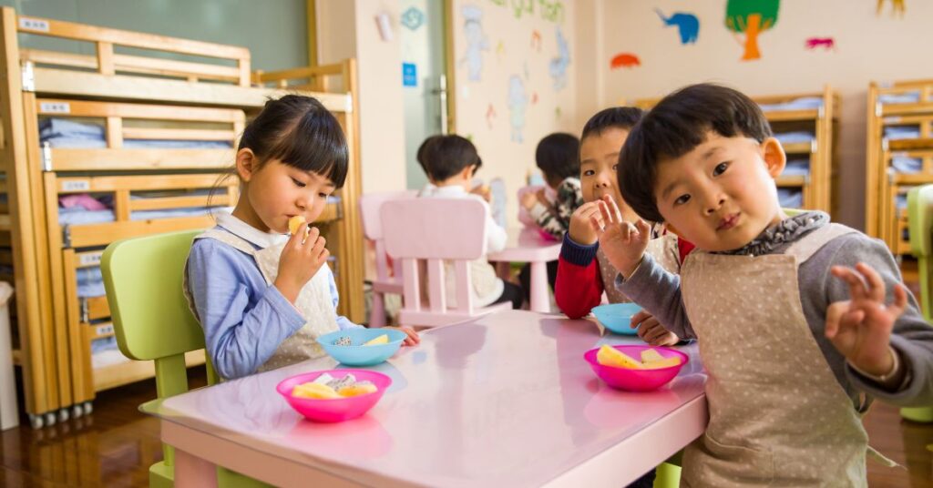Encourage Toddlers to Chew Food